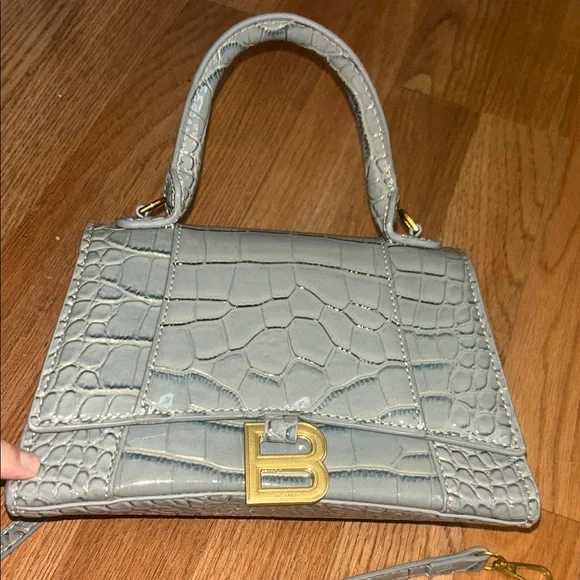 Gray Crocodile Embossed Handbag - Picture 2 of 7